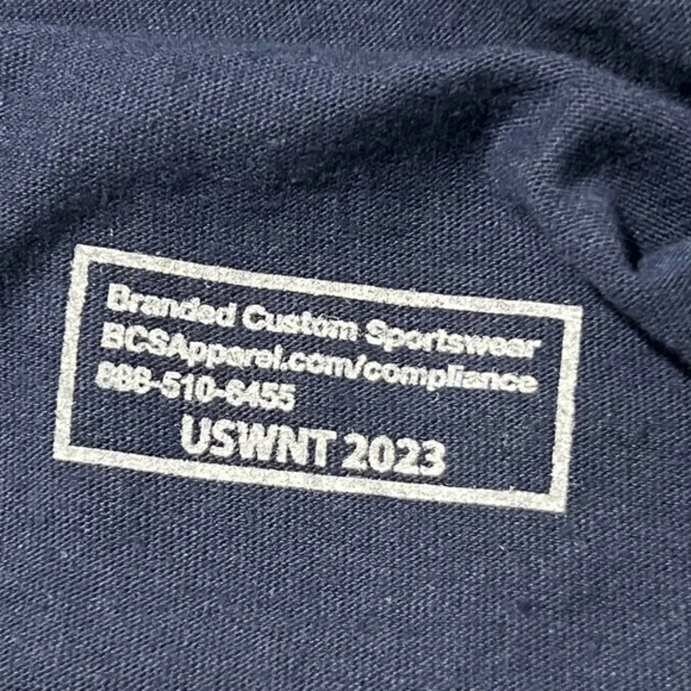 Nike USWNT Big Kids boys Soccer T-Shirt tee women’s soccer team size XL navy‎
